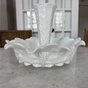 Vintage Westmoreland Milk Glass Ceramic Bowl with Vase
